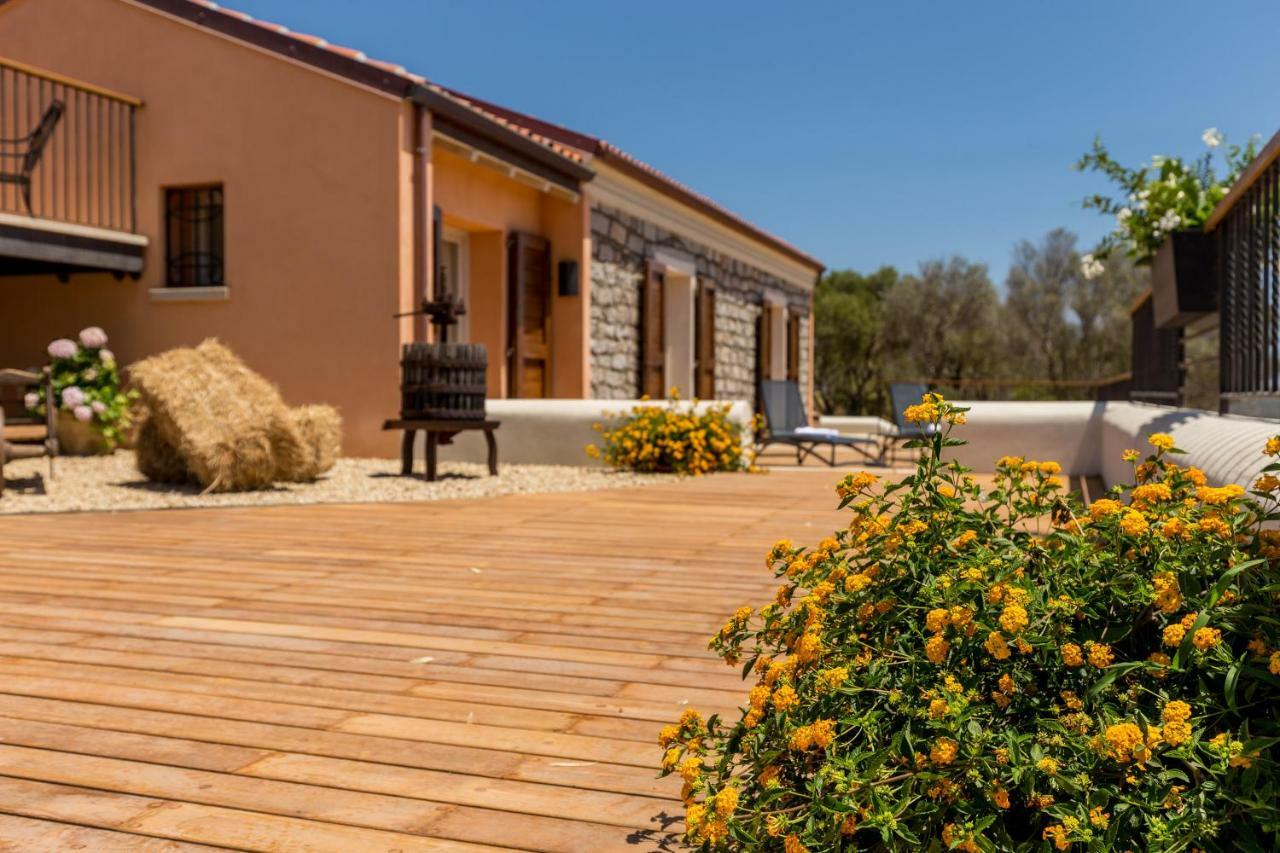 Tenuta Petra Bianca Palau Exterior photo